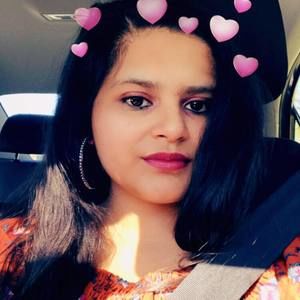 Meet your Posher, Daniela